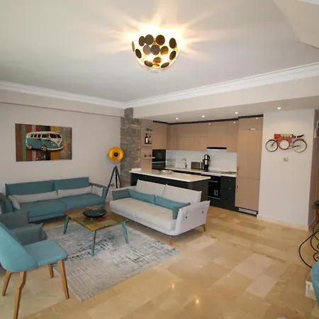 Luxury Penthouse In Goldcity Daire